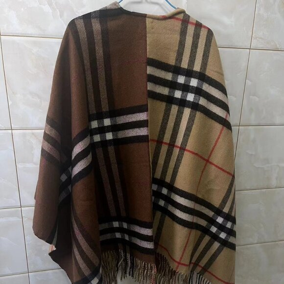 Burberry Contrast Check Wool Cashmere Cape Scarves - Picture 2 of 5